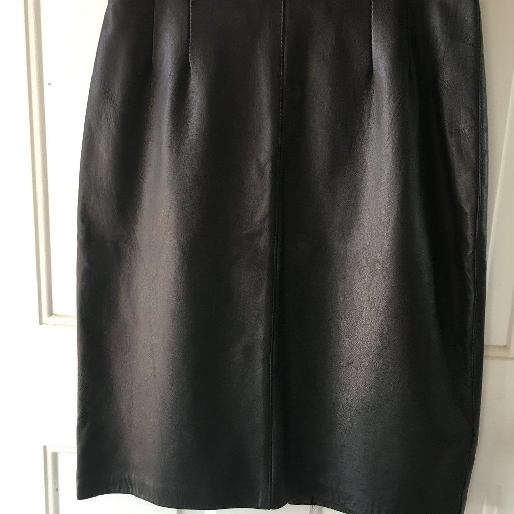 chocolates black leather skirt